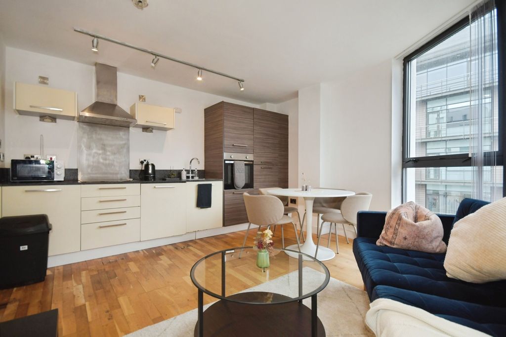 Property photo 1 of 14 Photo