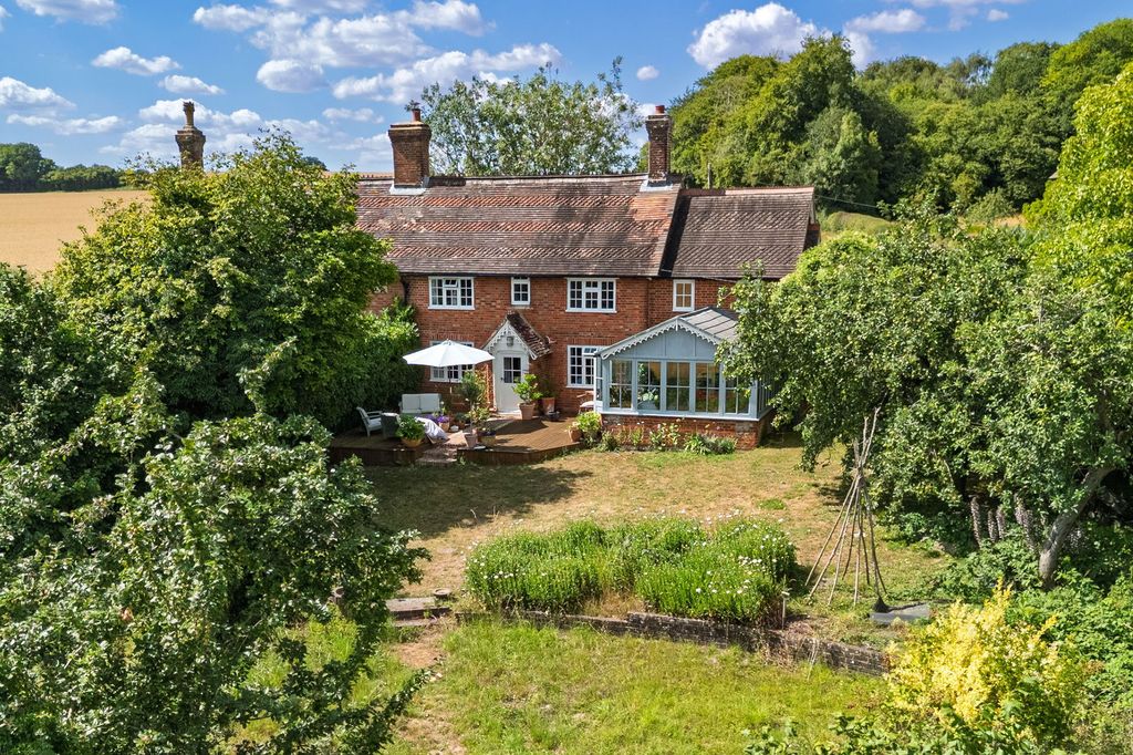Property photo 1 of 33