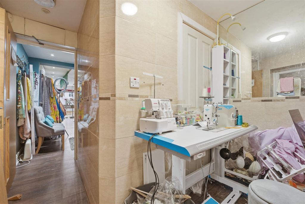 Property photo 3 of 7 Dsc04059.Jpg