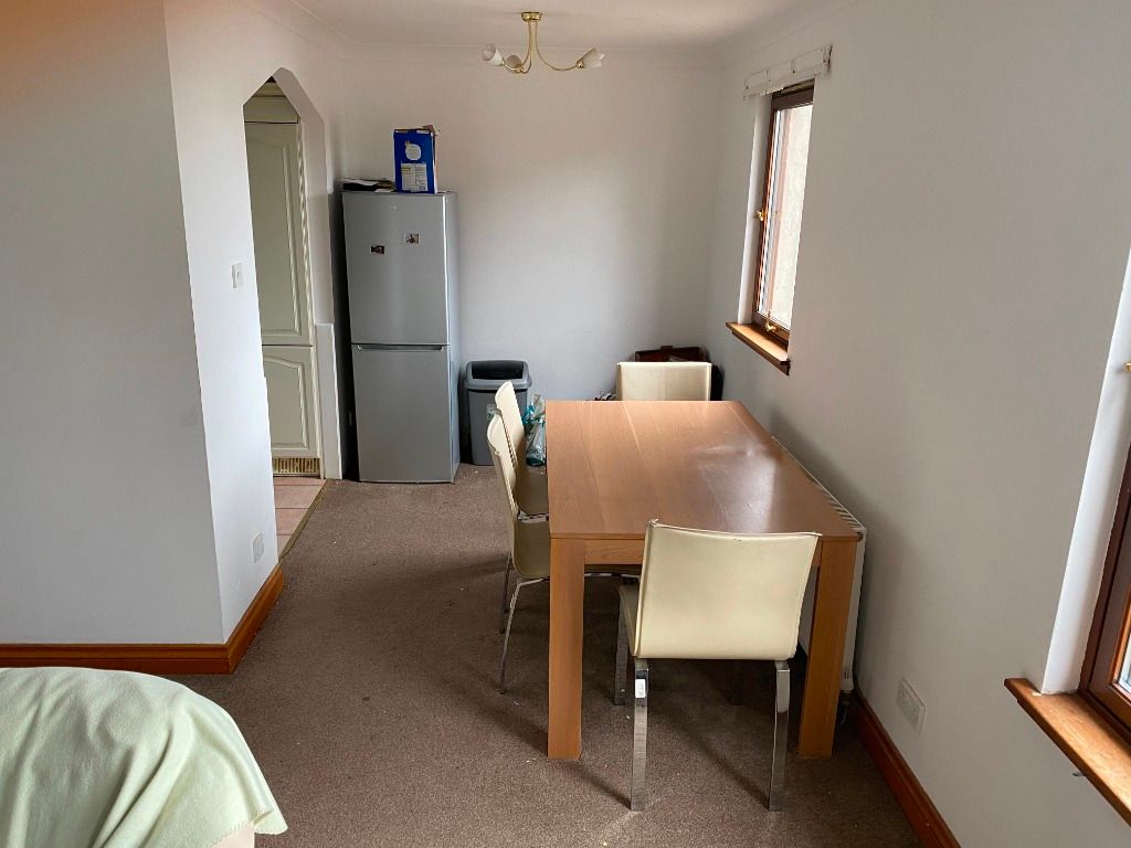 Property photo 3 of 9 Photo 3