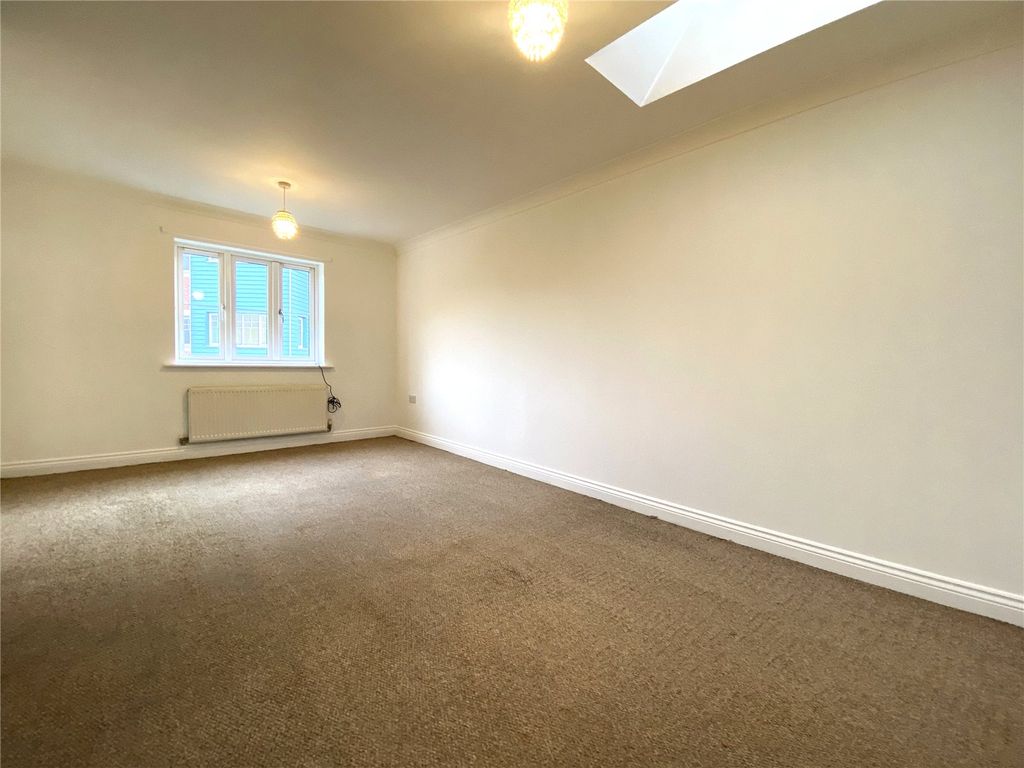 Property photo 2 of 6 Picture No. 02