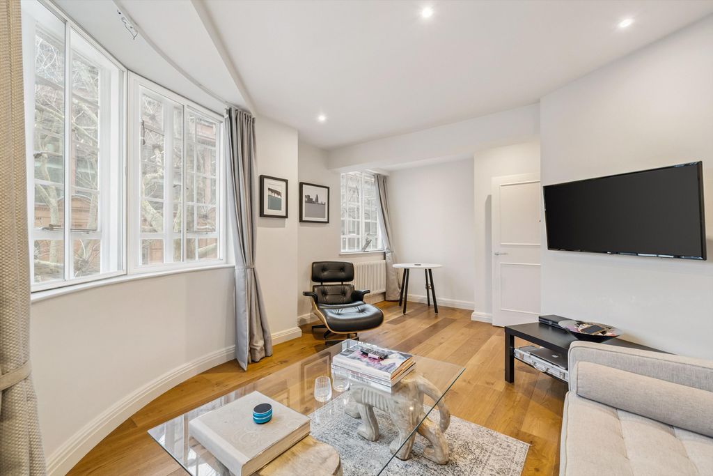 Property photo 2 of 11 Image