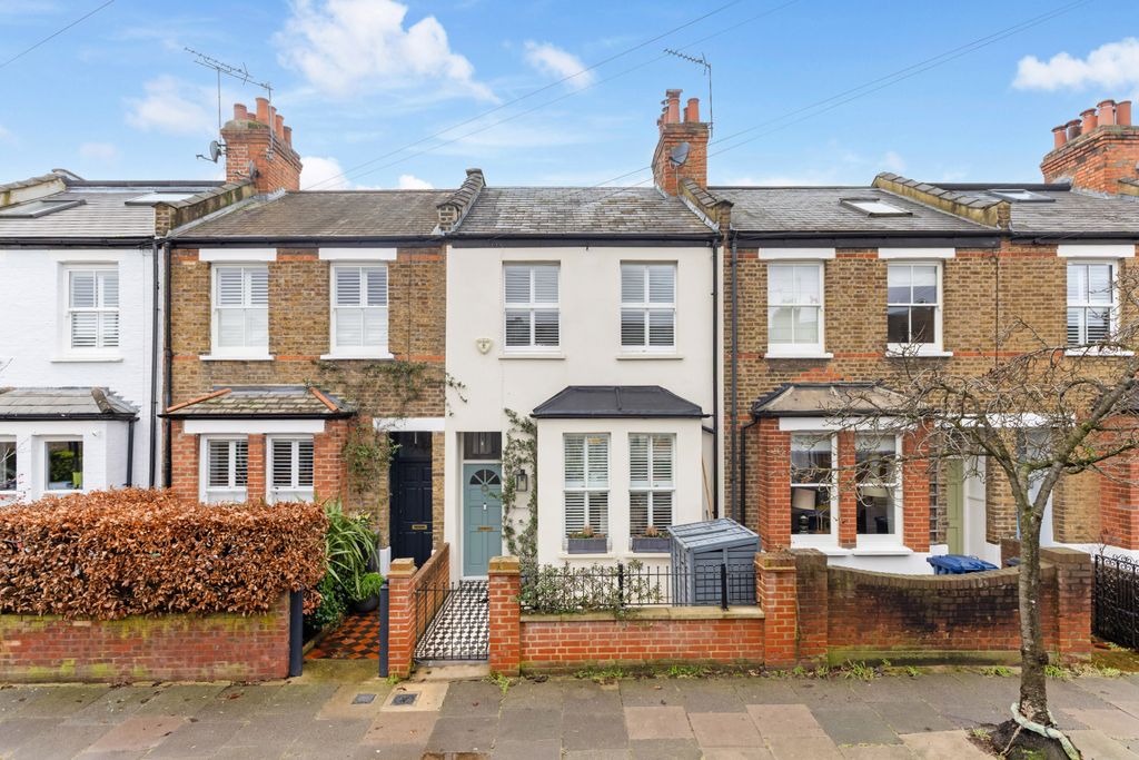 Property photo 1 of 19