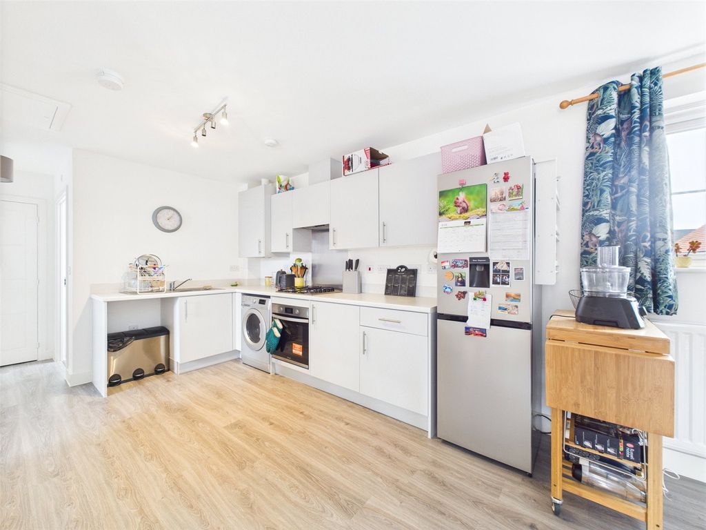 Property photo 2 of 11 Picture No. 02