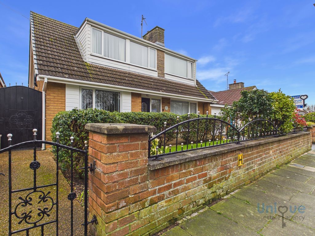 Property photo 2 of 36