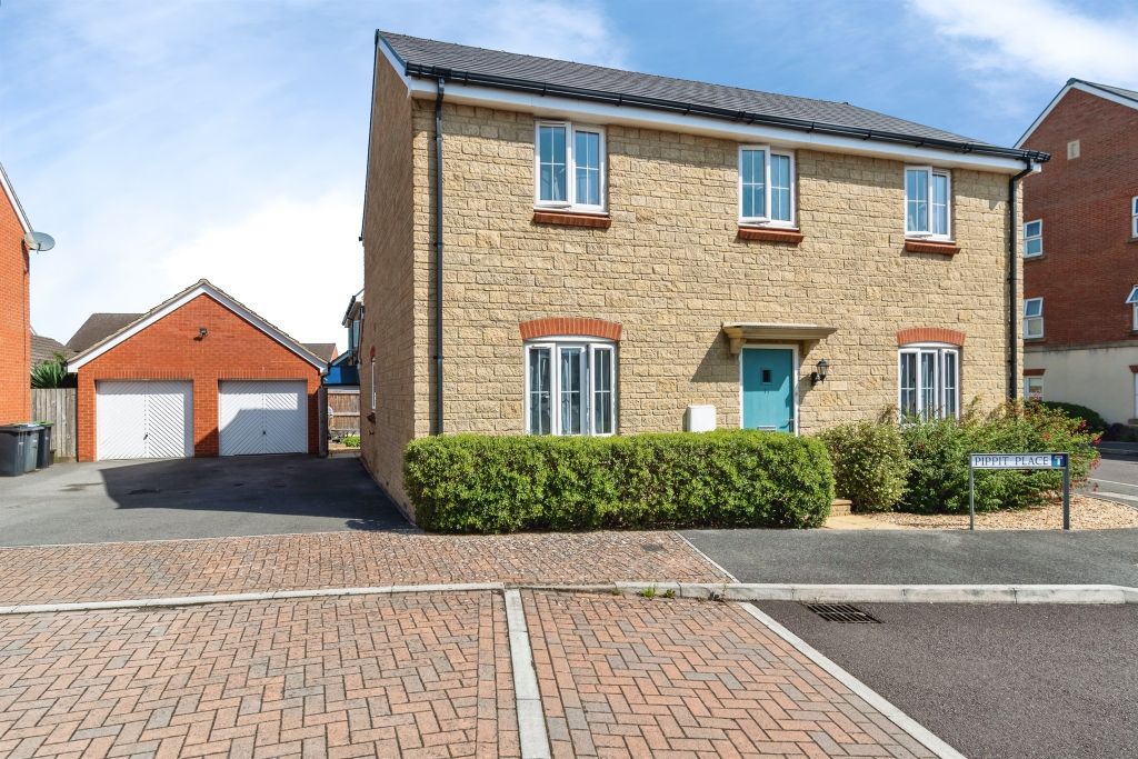 Property photo 1 of 18