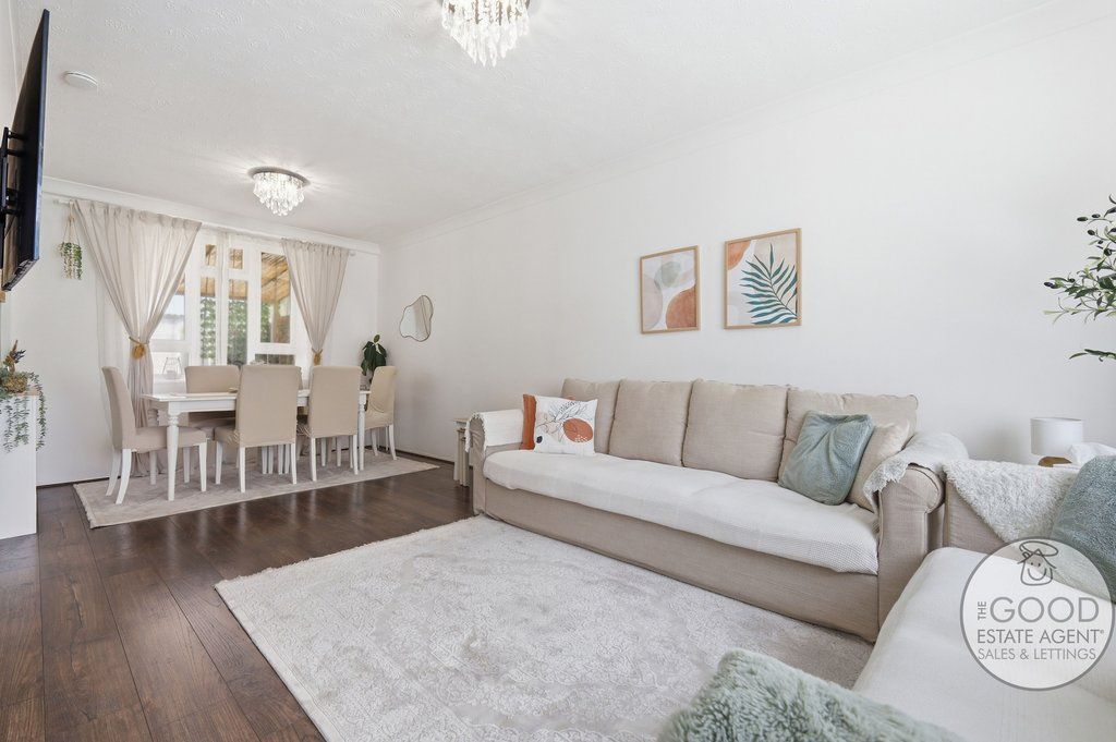 Property photo 3 of 17