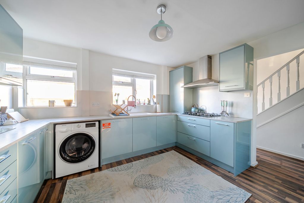 Property photo 3 of 20 Picture 3