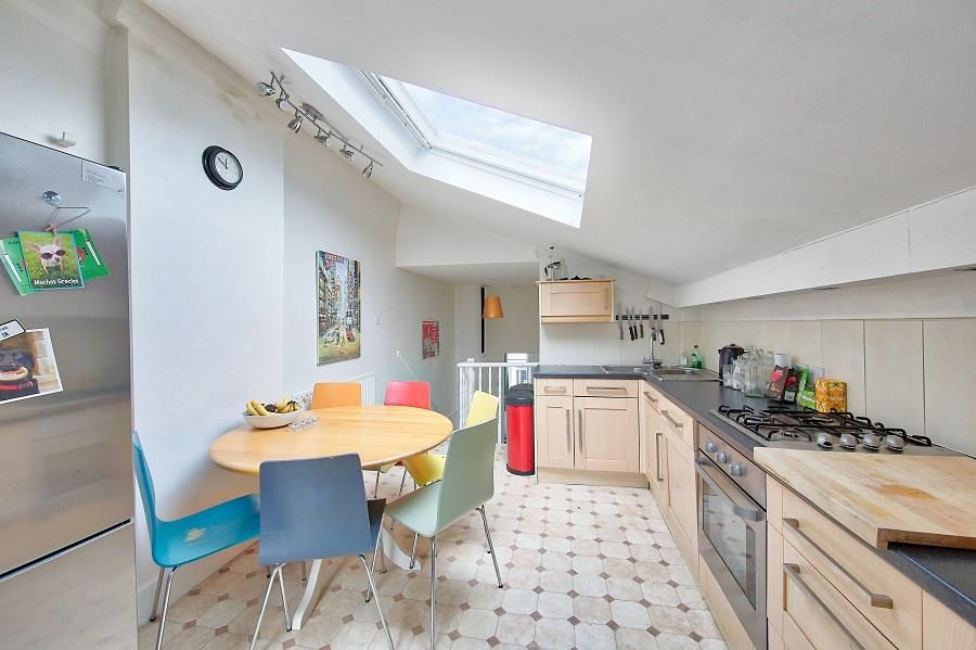 Property photo 3 of 7 Flattorent_Battersea
