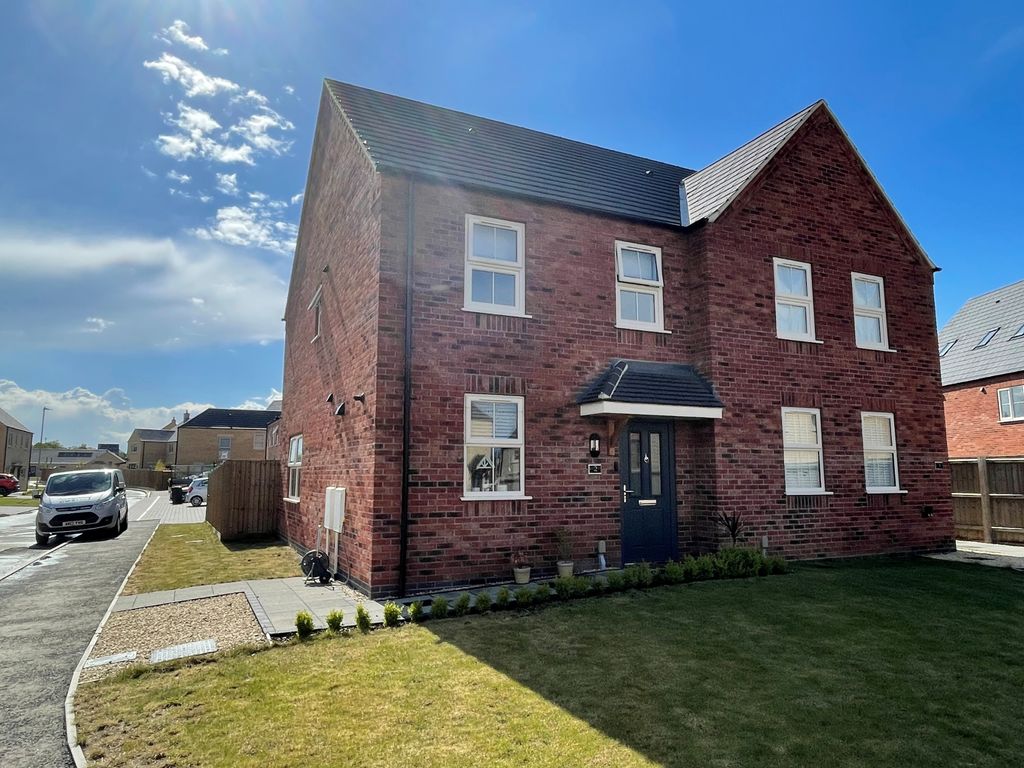 Property photo 1 of 2