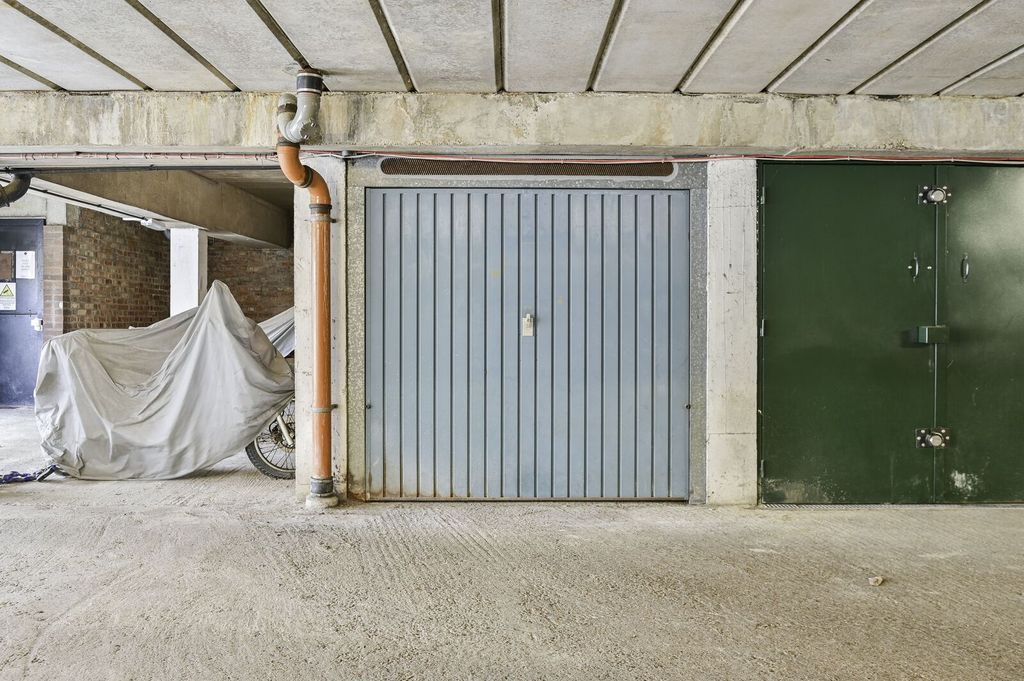 Property photo 2 of 3