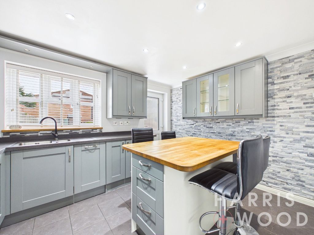 Property photo 2 of 21 5241665