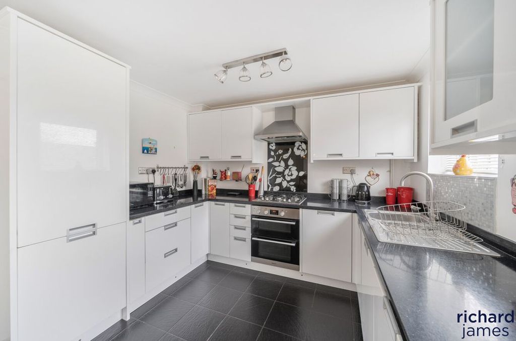 Property photo 2 of 20 Af1E5855E4F146ee8E3F45A1A555Fd56