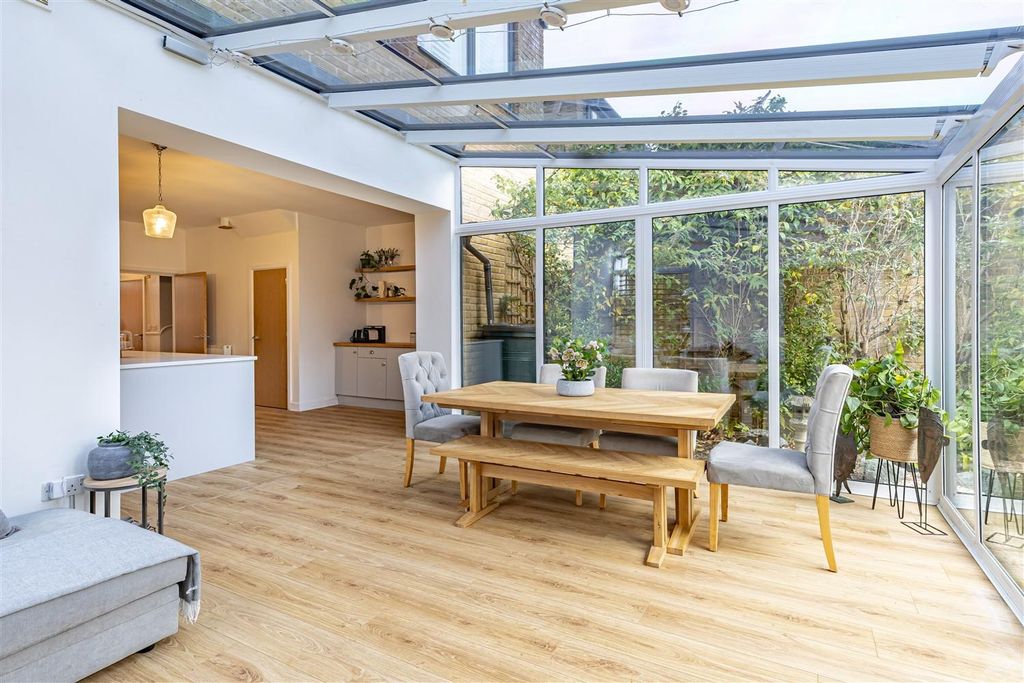 Property photo 2 of 30 3, Nuthatch (10).Jpg