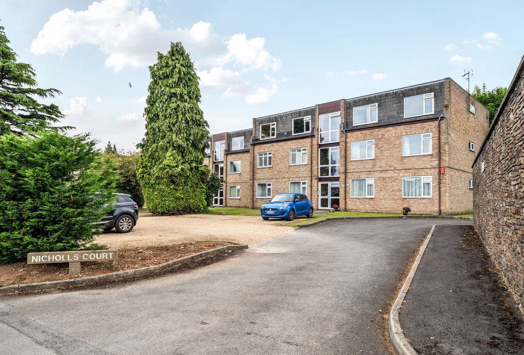 Property photo 1 of 18 Nicholls Court