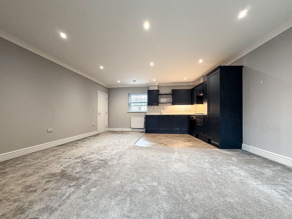 Property photo 2 of 12 4927792