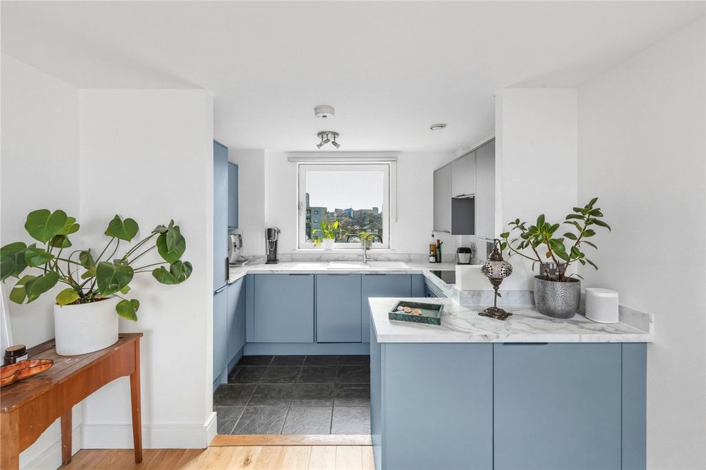 Property photo 2 of 13 Picture No. 13