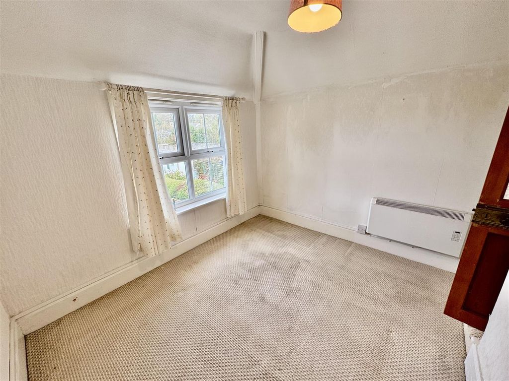 Additional image 10 of 3 bed town house for saleLon Penrhos, Morfa Nefyn LL53