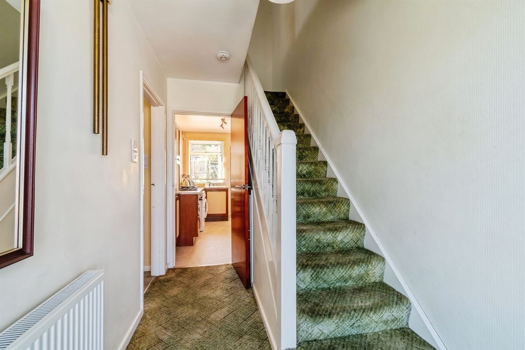 Property photo 3 of 19