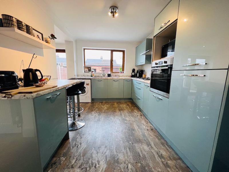 Property photo 2 of 14 Photo 10