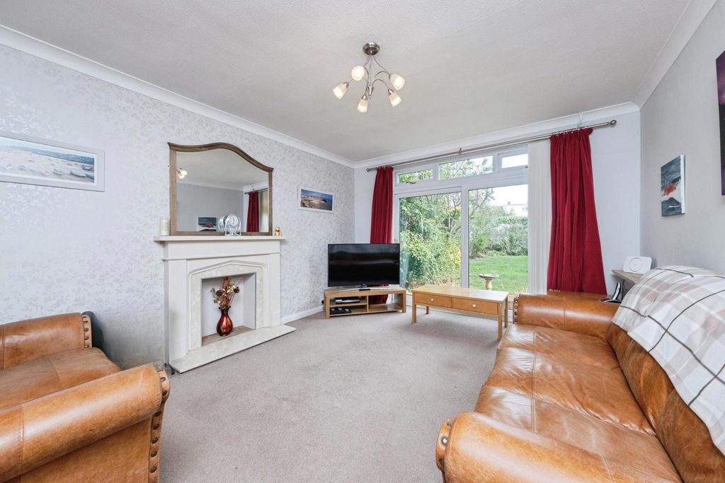 Property photo 2 of 18 Pbox-Img.Jpg