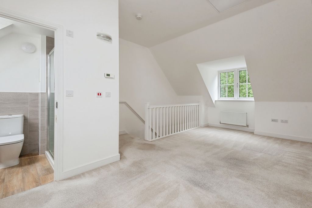 Property photo 2 of 13 Photo