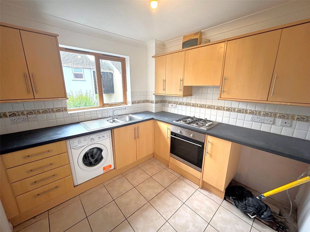 Property photo 2 of 14 Picture No. 04