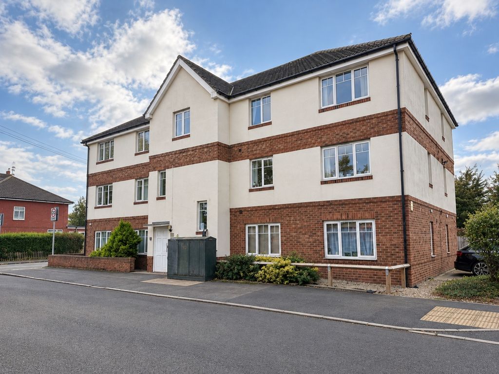 Property photo 1 of 8 C256C7C6-4Aca-4D33-8Aaa-32C7Af05E980