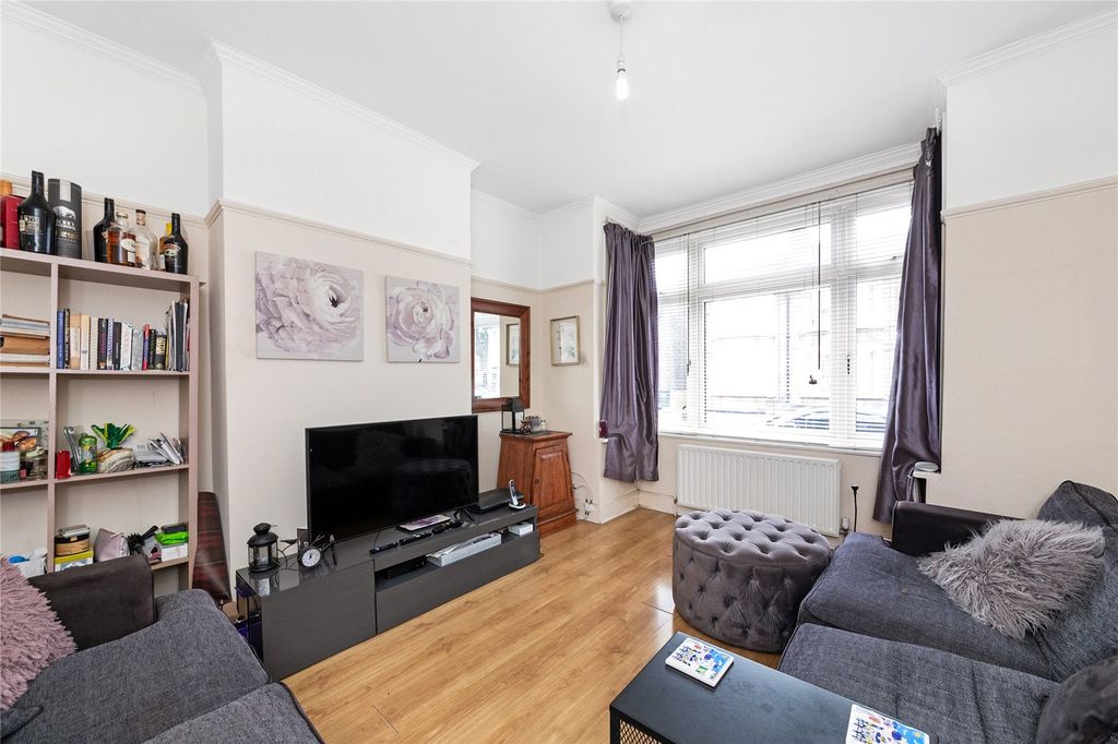 Property photo 2 of 14 Picture No. 03