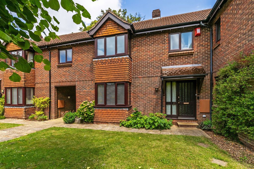Property photo 2 of 16