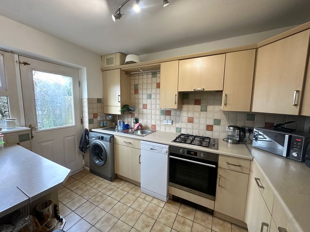 Property photo 3 of 7