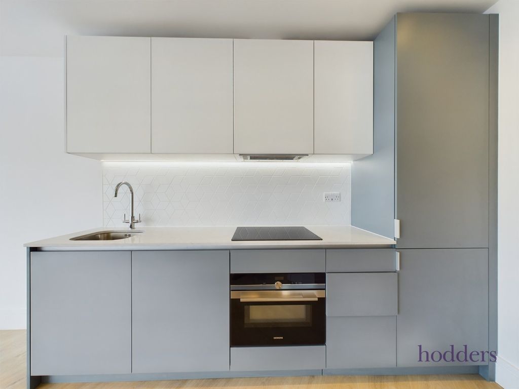 Property photo 3 of 11 Picture No. 29