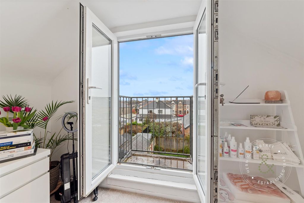 Additional image 25 of 4 bed semi-detached house for saleBishops Walk, Llandaff, Cardiff CF5