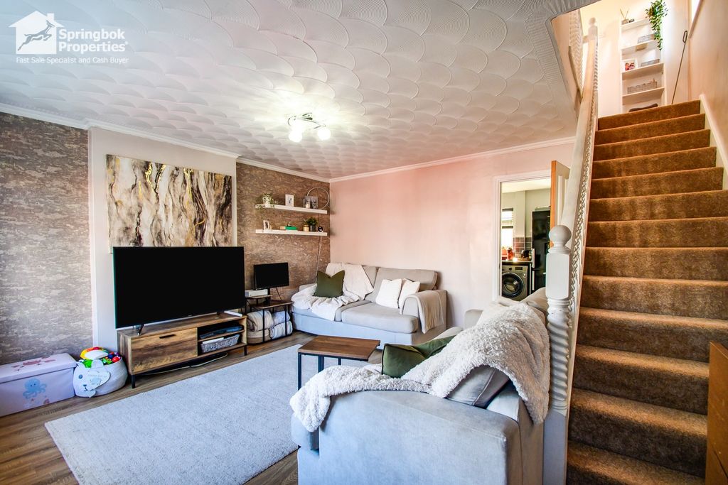 Property photo 2 of 18 Image 1