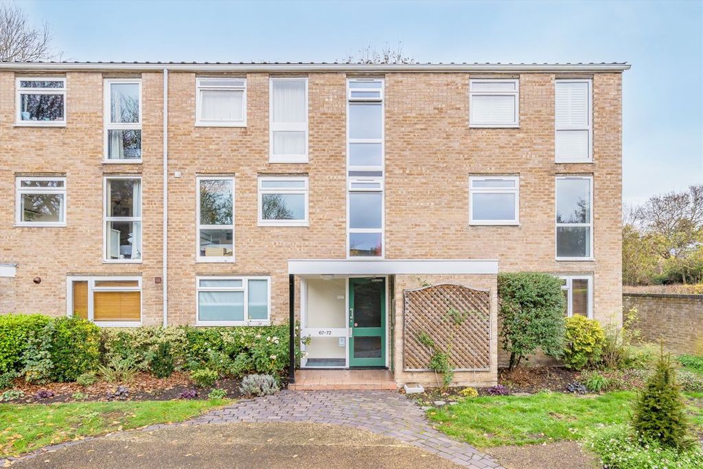 Property photo 1 of 6