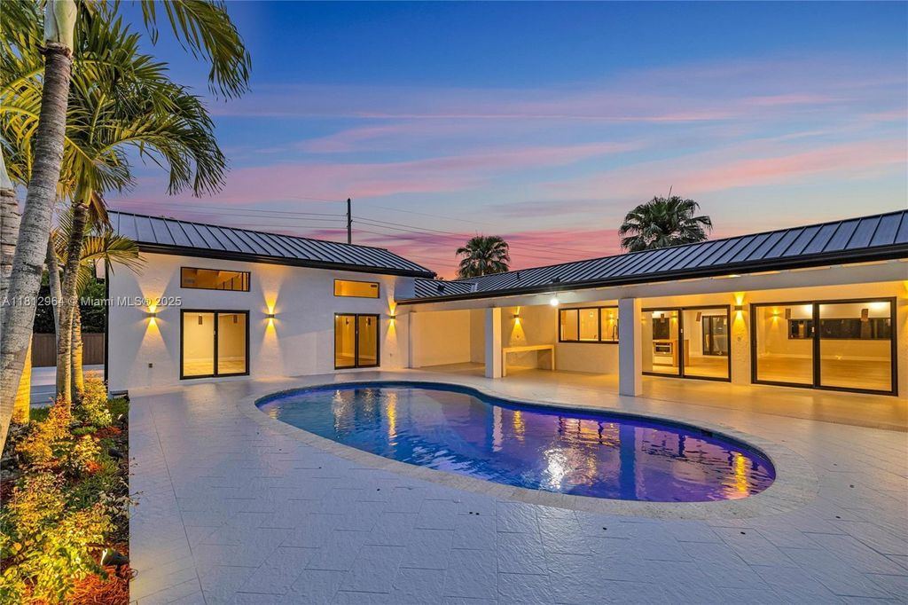 Property photo 1 of 48