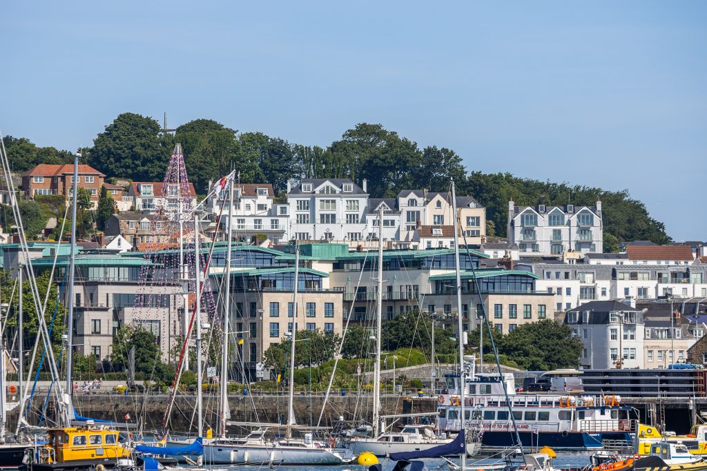 Property photo 1 of 20