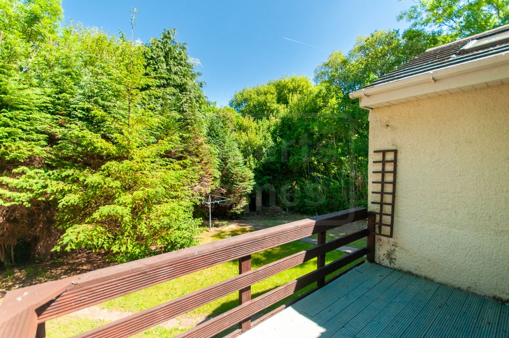Property photo 3 of 22 Balcony