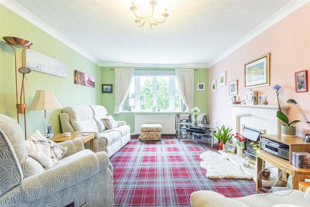 Property photo 3 of 31 CC11.Jpg