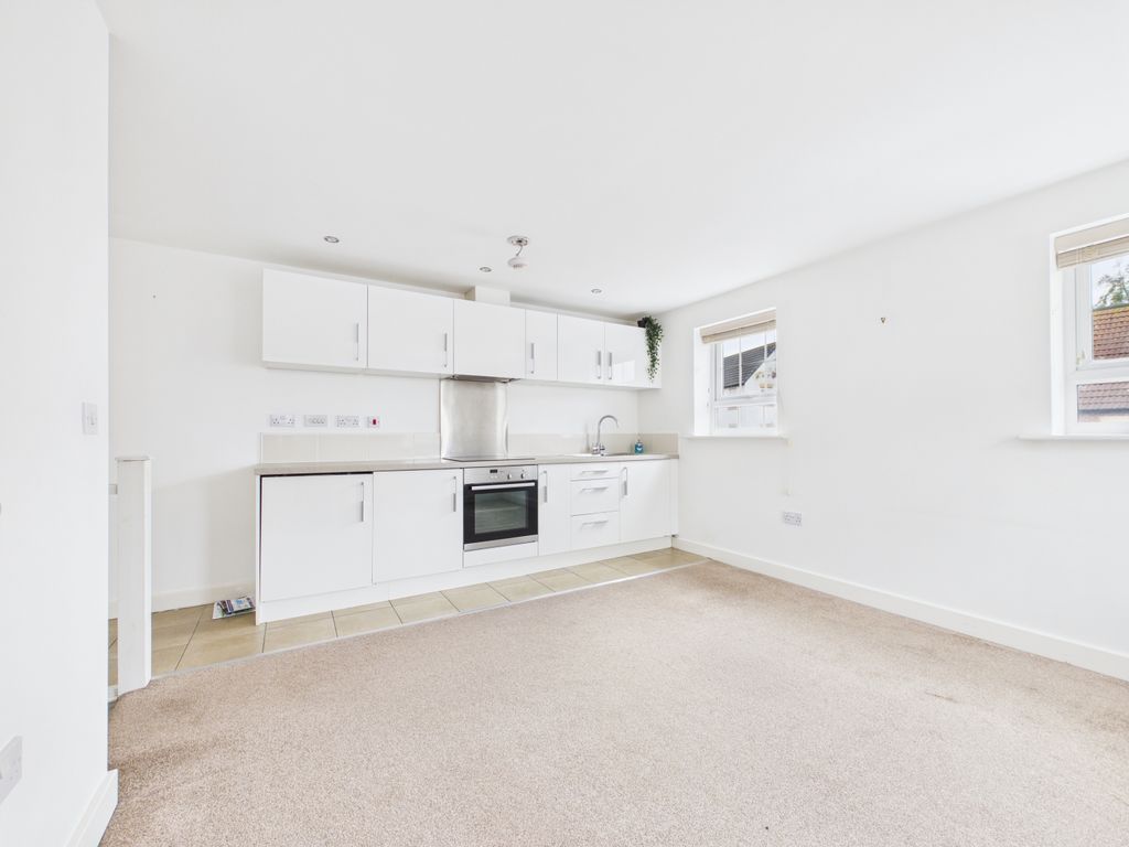 Property photo 3 of 14 3- Rob Hammond Ewemove Pontefract