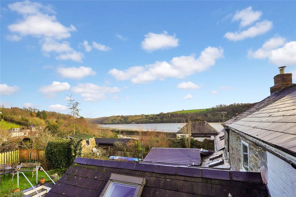 Property photo 3 of 16 Picture No. 02