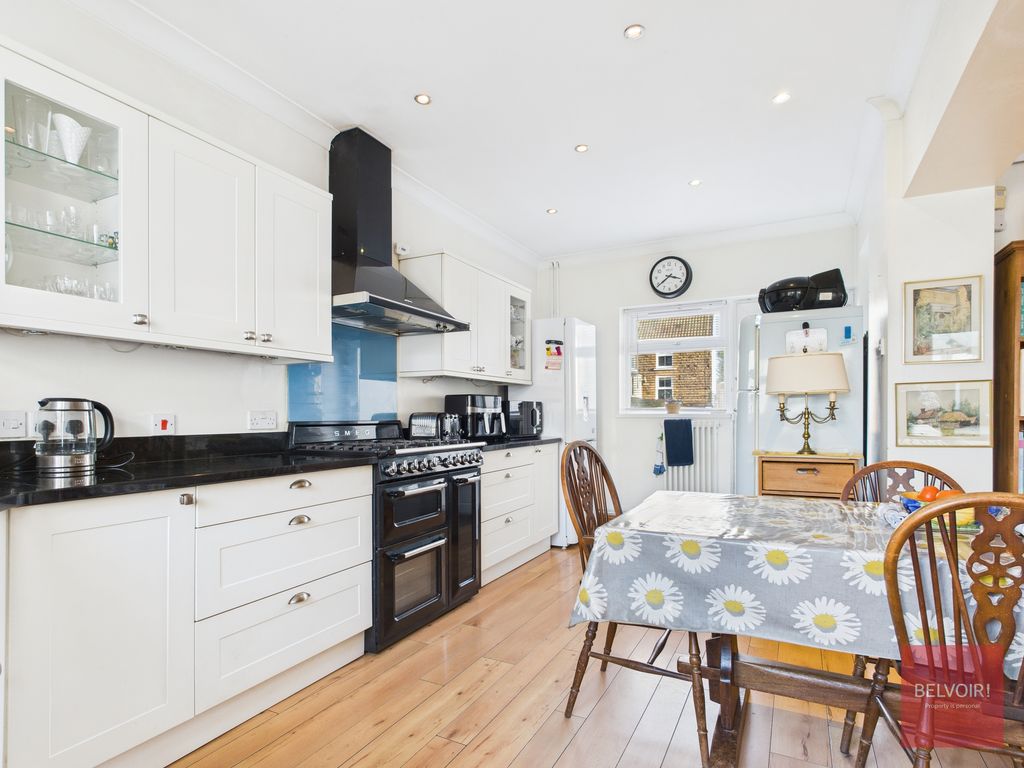 Property photo 3 of 24