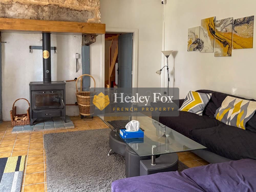 Property photo 2 of 23