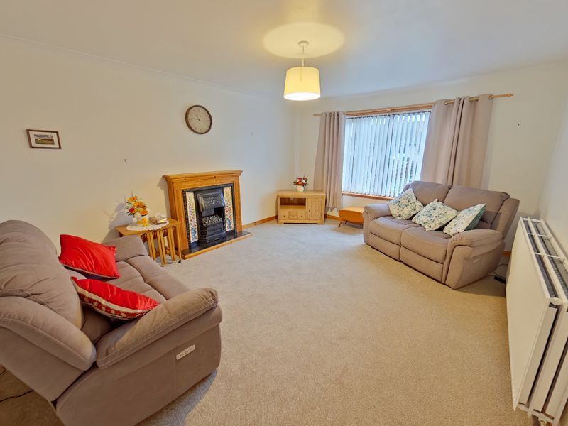 Property photo 2 of 10 Photo 11