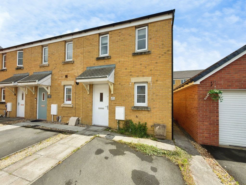 Property photo 1 of 22