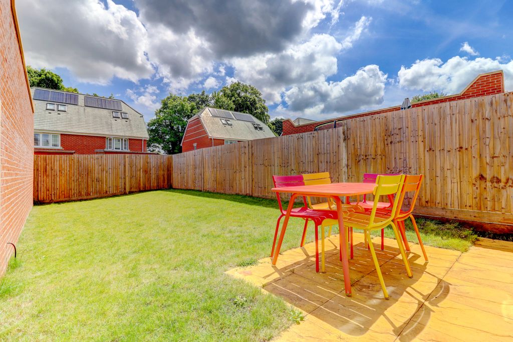 Property photo 3 of 18 Picture No. 16