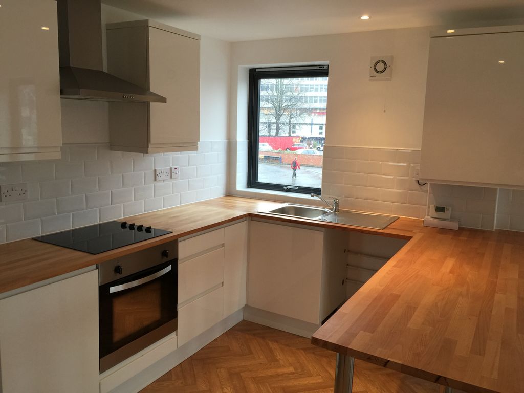 Property photo 2 of 6