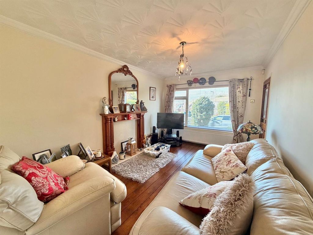 Property photo 3 of 16 Photo-2026-04-10-12-58-21 1.Jpg