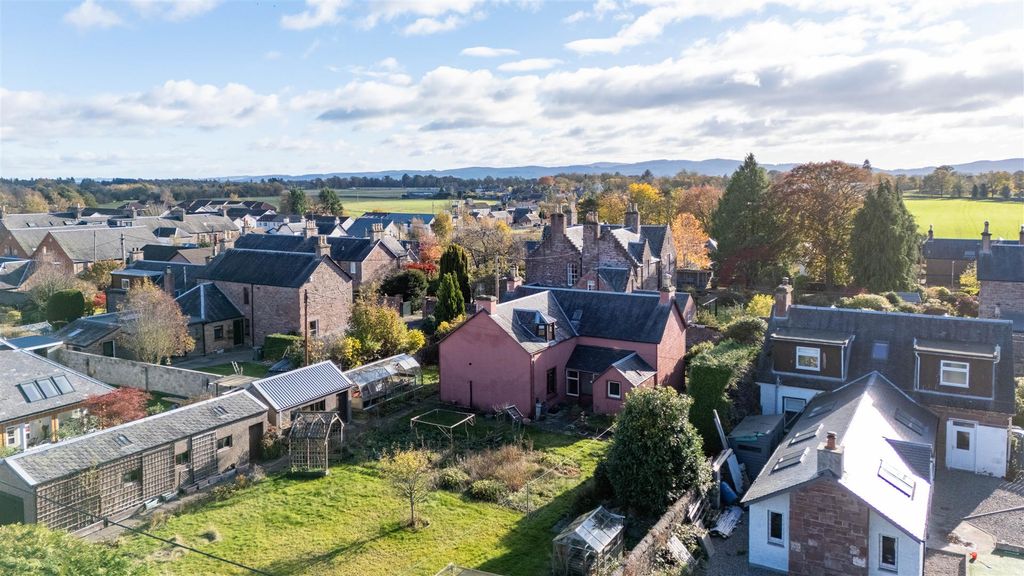 Property photo 1 of 37 10 Cambridge Street Alyth-1.Jpg