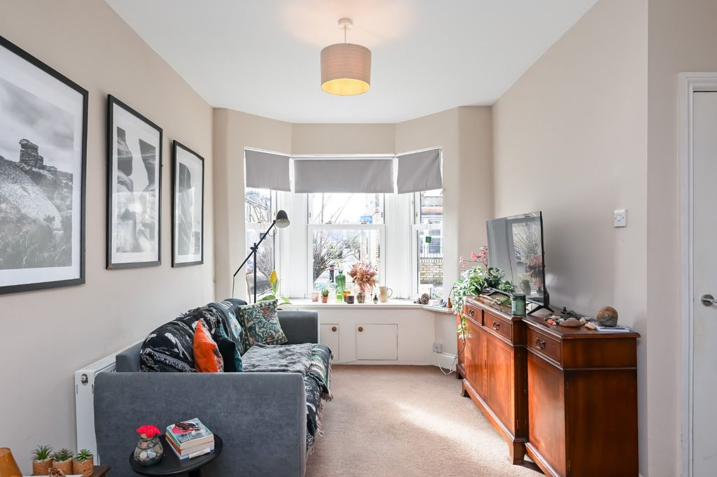 Property photo 2 of 10 Picture 2